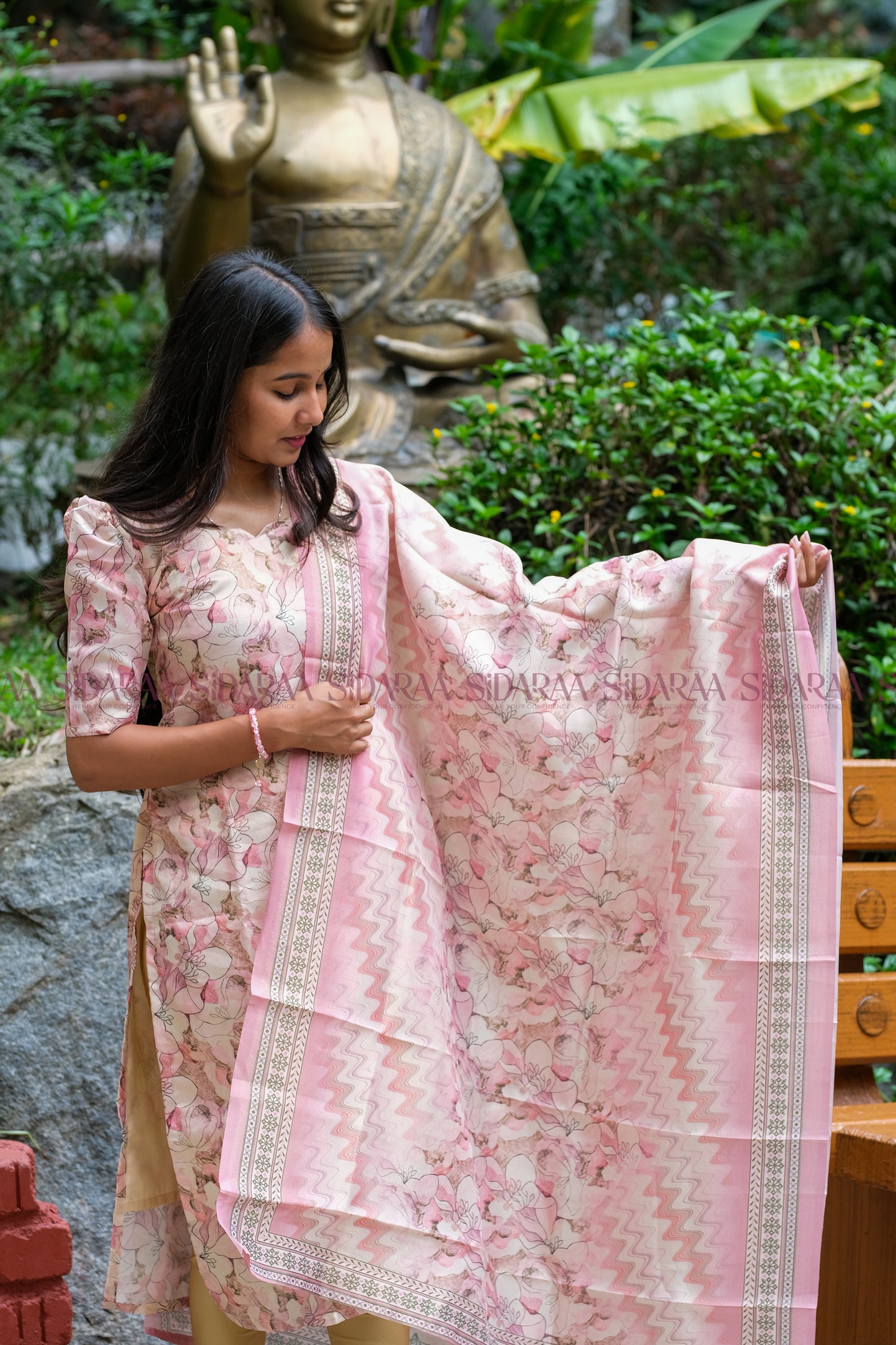 Floral Fantasy (T+D) ST-073