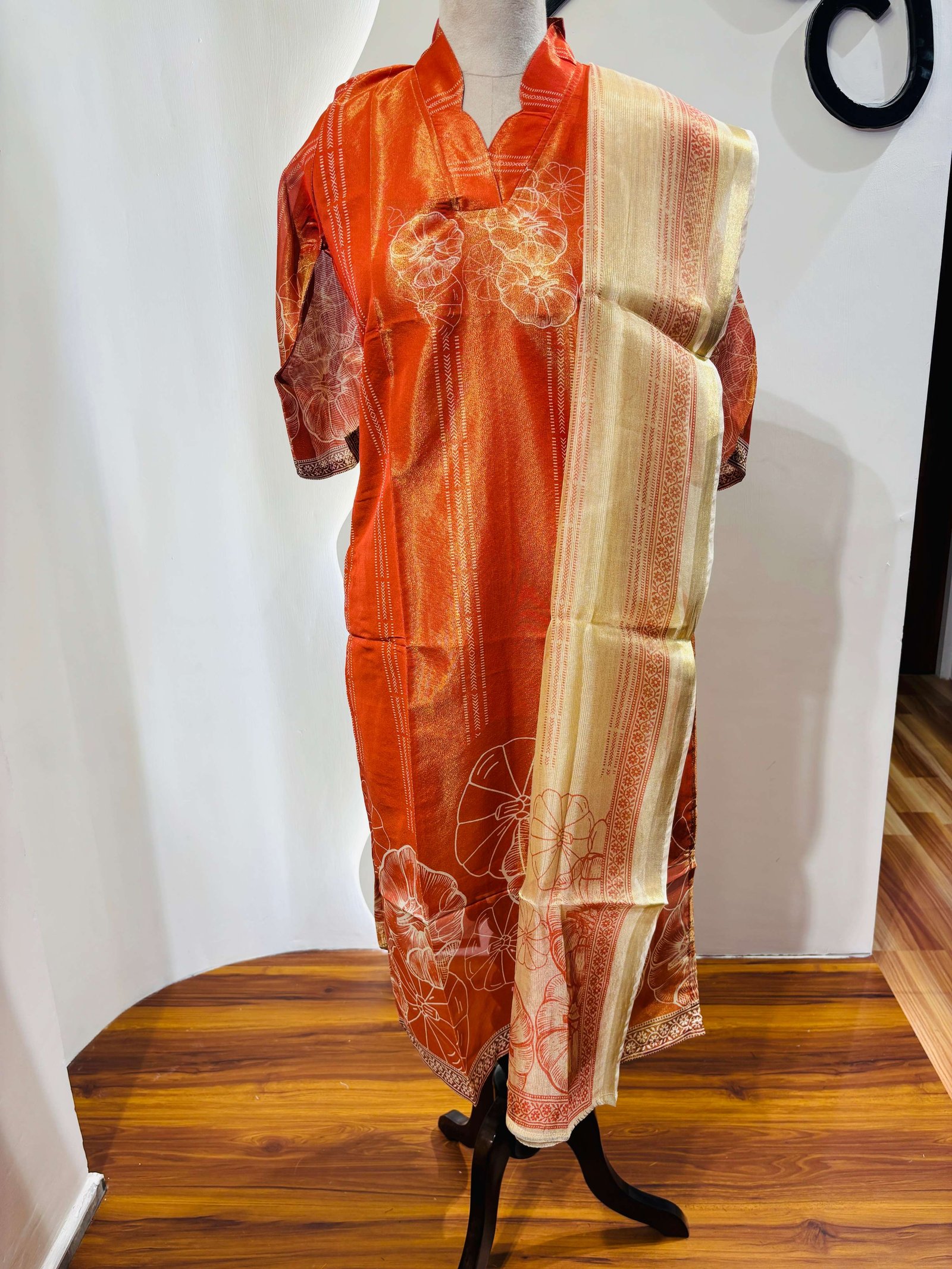 Aruna (Top and Shawl)